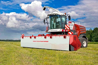 Кормоуборочный комбайн GRASS HEADER 500/600